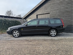 Volvo V70 - 2.4 Comfort Line
