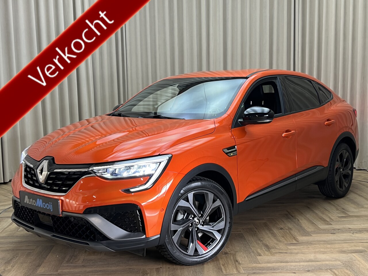 Renault Arkana - *RS-LINE* Orange Valencia / 145 E-Tech / Hybrid / Automatic / FULL OPTION / LED Pure Visio - AutoWereld.nl