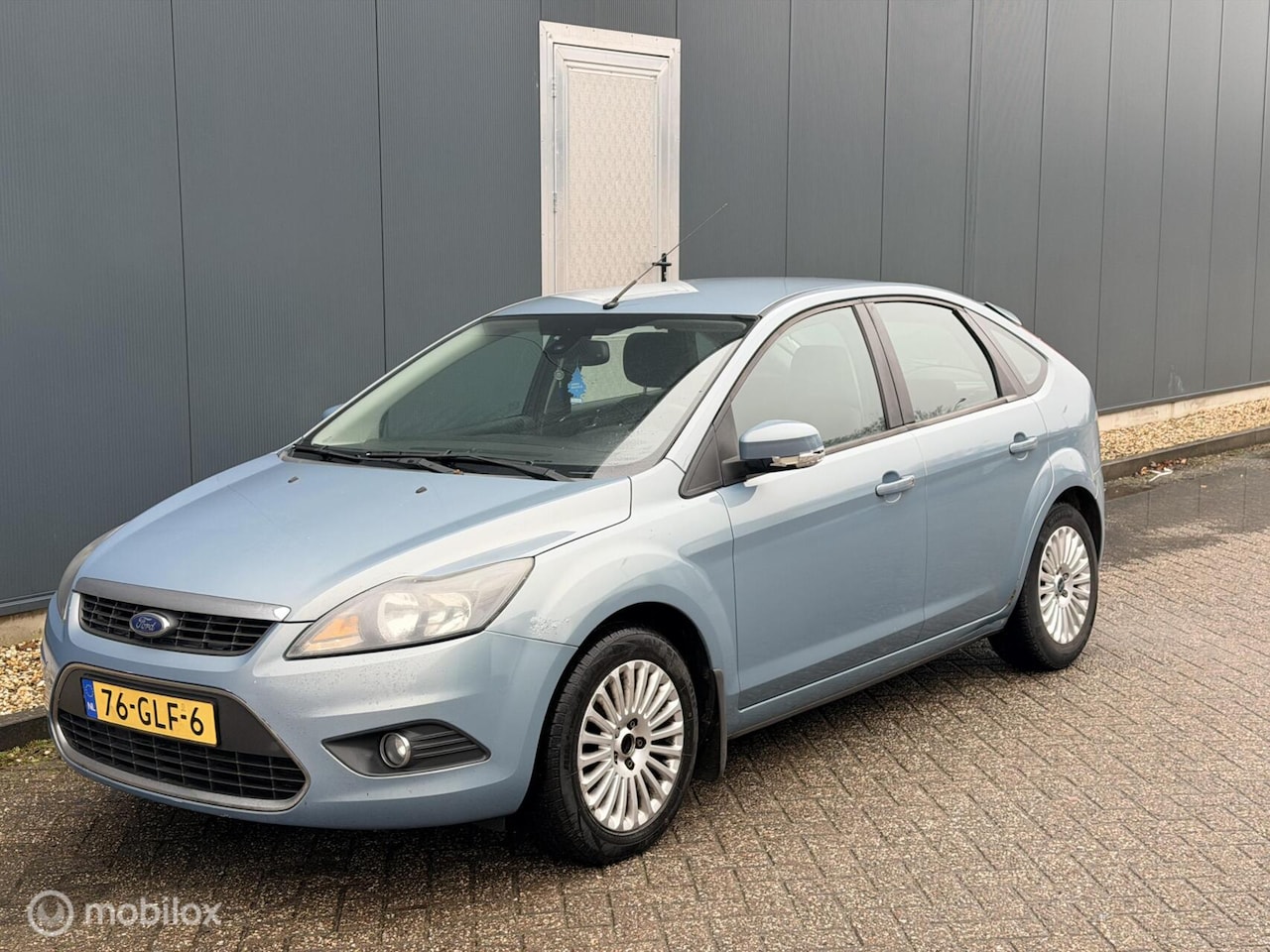Ford Focus - 1.6 Titanium NAP/APK/CRUISE/TREKHAAK - AutoWereld.nl
