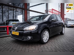 Volkswagen Golf - 1.2 TSI Highline Automaat | Navigatie | Cruise control | Airco |