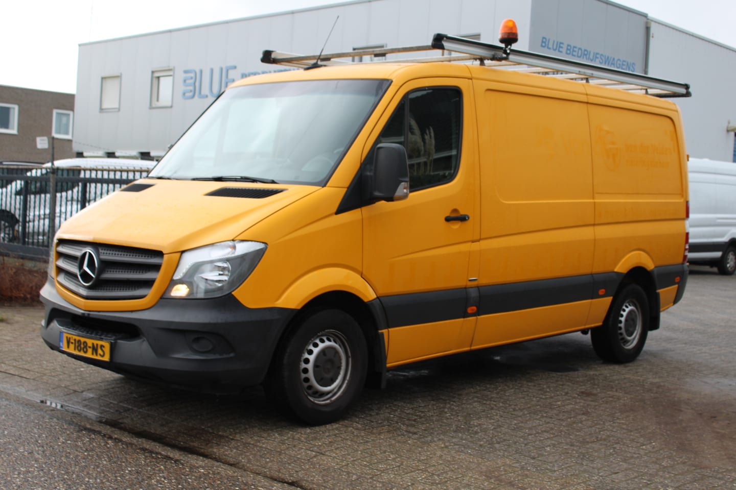 Mercedes-Benz Sprinter - 314 2.2 CDI 105KW Euro6 Aut. L2H1 366 ✓ airco ✓ cruise control ✓ trekhaak - AutoWereld.nl