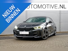 BMW 1-serie - 118i M-Sport Panoramadak, Pro pakket, Camera, Apple Car Play