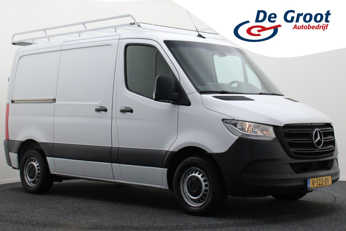 Mercedes-Benz Sprinter - 211 2.2 CDI L1H1 Functional Airco, Trekhaak, Bluetooth, Elektrisch pakket - AutoWereld.nl