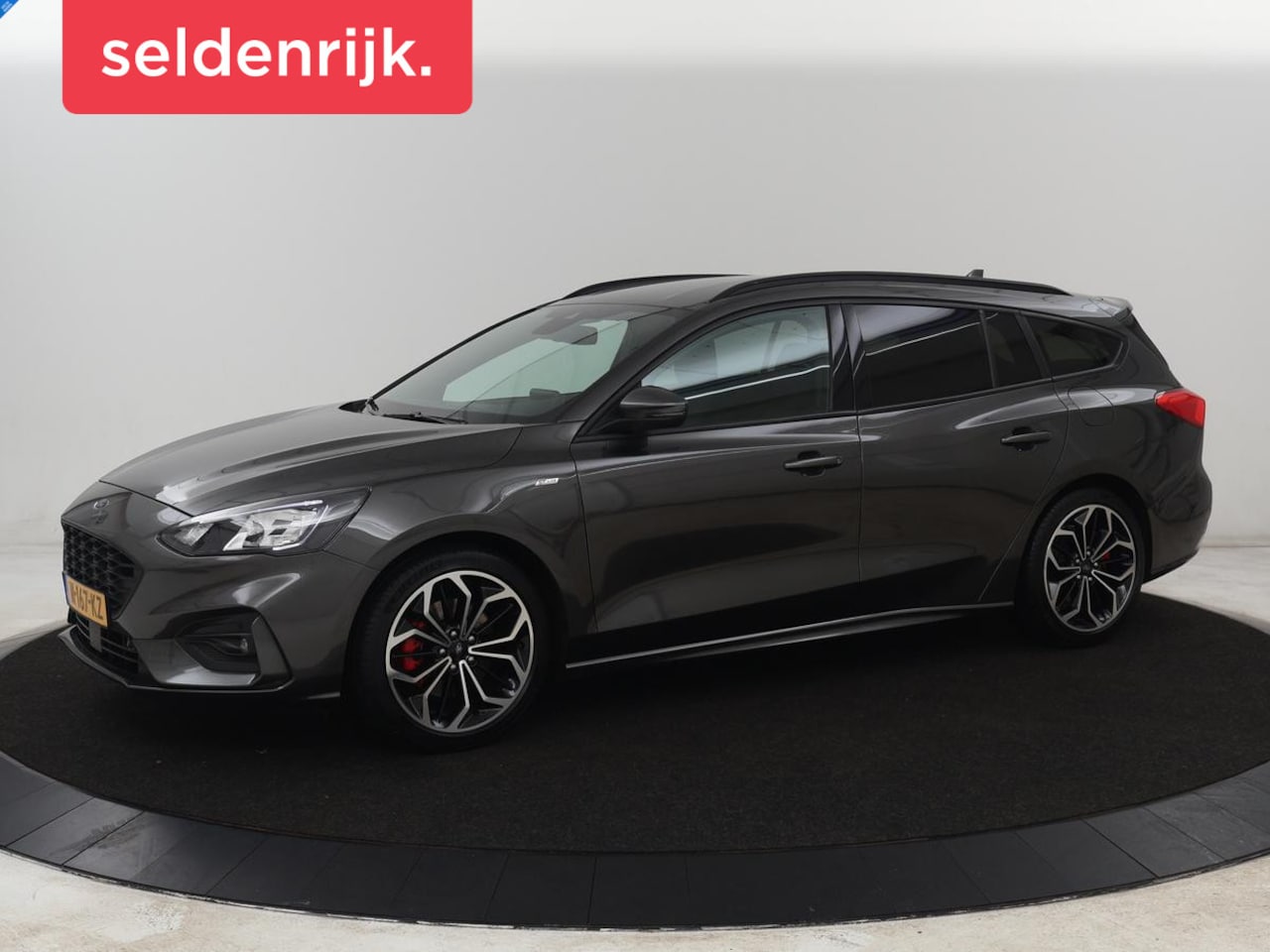 Ford Focus - 1.0 EcoBoost Hybrid ST Line X | Trekhaak | Camera | Digital Cockpit | 18'' | Carplay | Nav - AutoWereld.nl