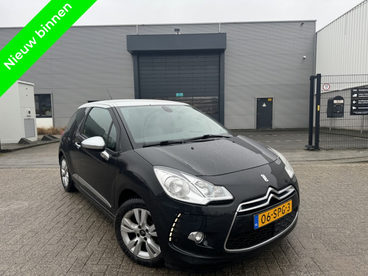 Citroën DS3 - 1.6 e-HDi Navi/Clima/Leer/Sensor - AutoWereld.nl