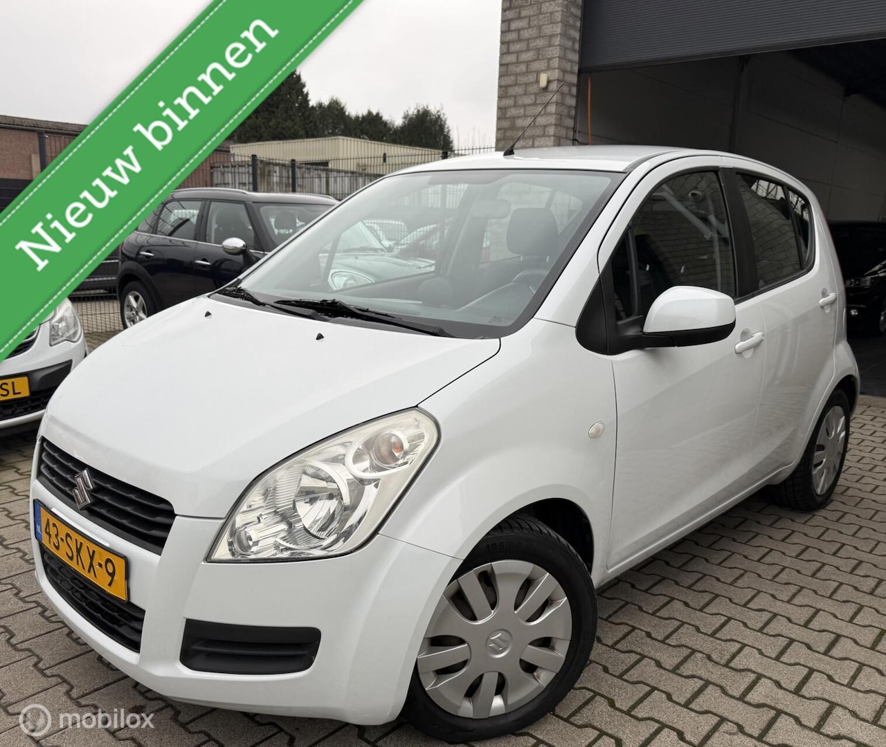 Suzuki Splash - 1.0 VVT Comfort / 5DRS / BJ 2011 /Airco /N.A.P - AutoWereld.nl