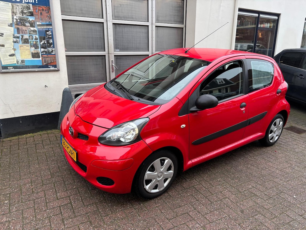 Toyota Aygo - 1.0 VVT-i 5D Now - AutoWereld.nl