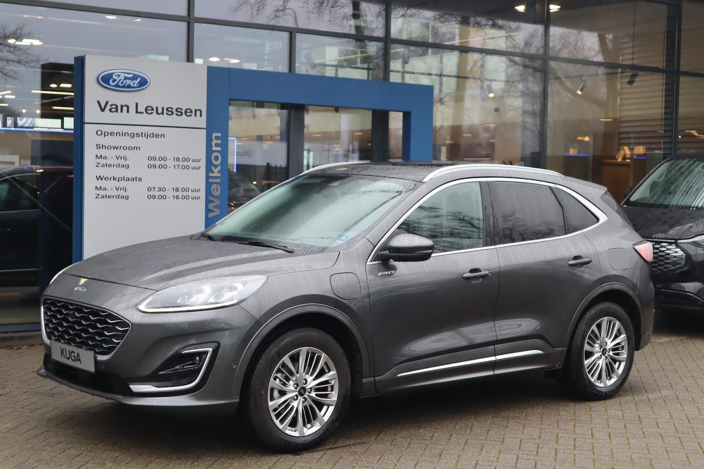 Ford Kuga - 2.5 PHEV VIGNALE B&O SCHUIFDAK LEDER BLISS LED AD-CRUISE WINTERPACK 2xCAMERA 4-JR GARANTIE - AutoWereld.nl