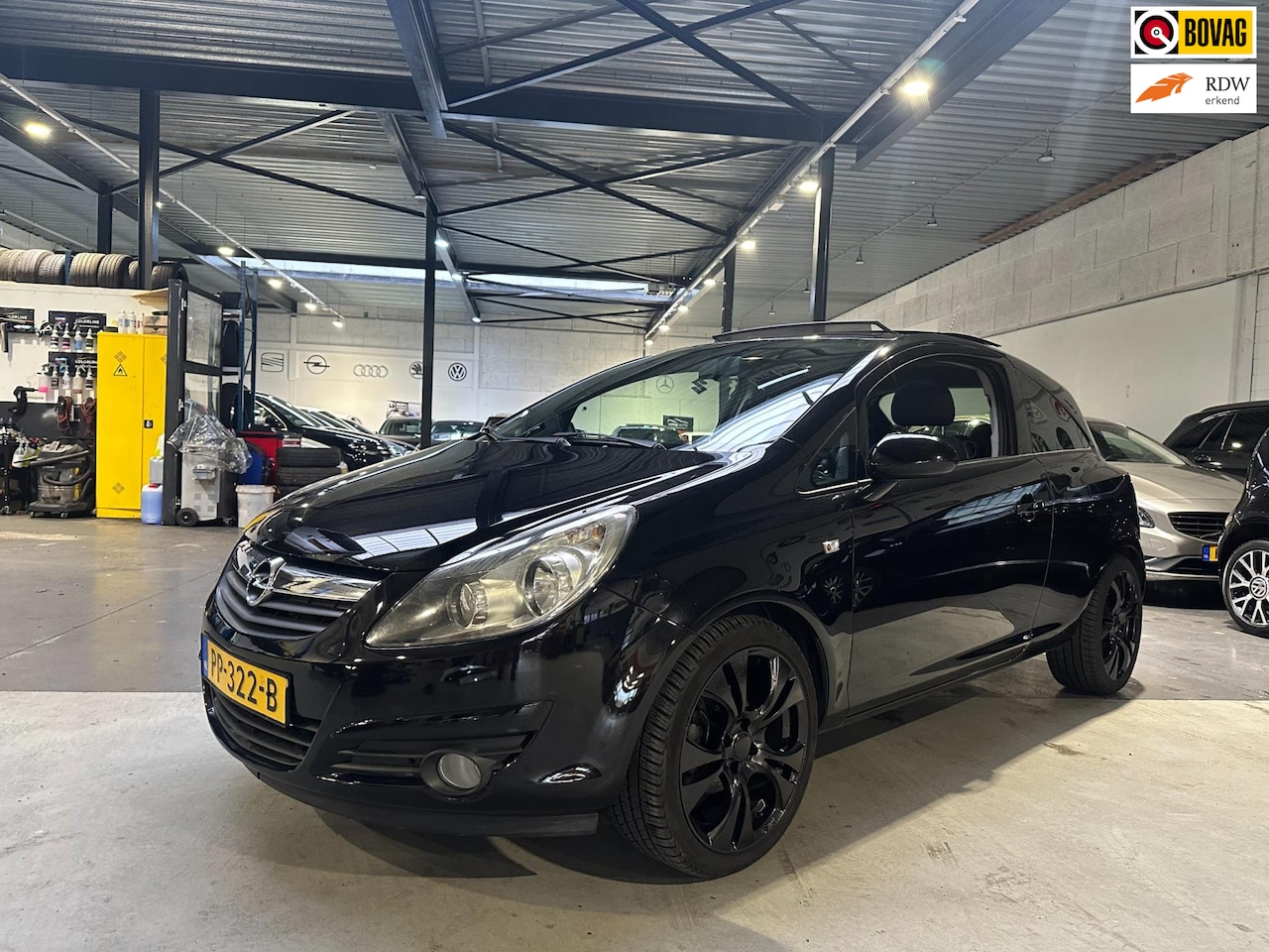 Opel Corsa - 1.4-16V Enjoy/Panoramadak/Fiestendrager/Airco/Apk nieuw bij Afl - AutoWereld.nl