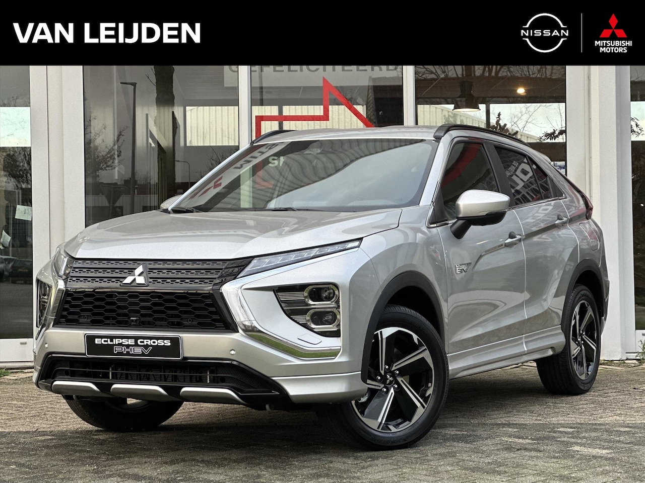 Mitsubishi Eclipse Cross - 2.4 PHEV Executive | Trekhaak | Navigatie | Keyless | ACC | 360-camera | Apple CarPlay | A - AutoWereld.nl