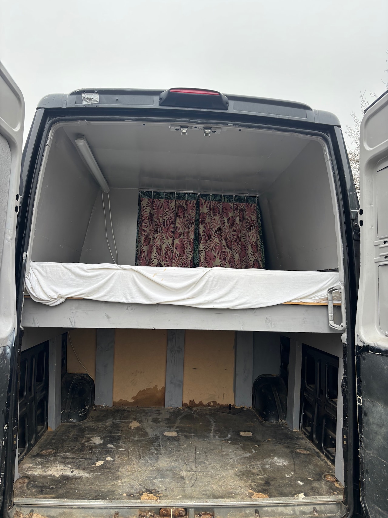 Iveco Daily - Buscamper L2H2