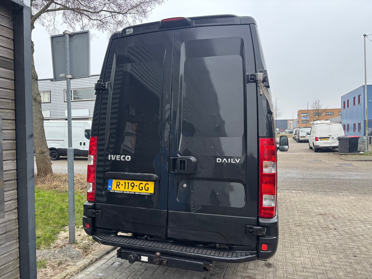 Iveco Daily - Buscamper L2H2