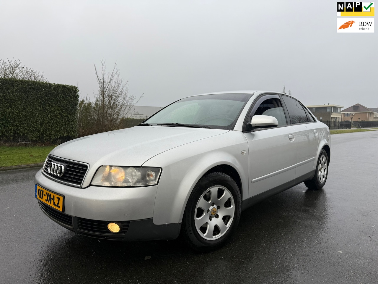 Audi A4 Limousine - 1.6 NAP/CLIMA/APK 2-2027 - AutoWereld.nl