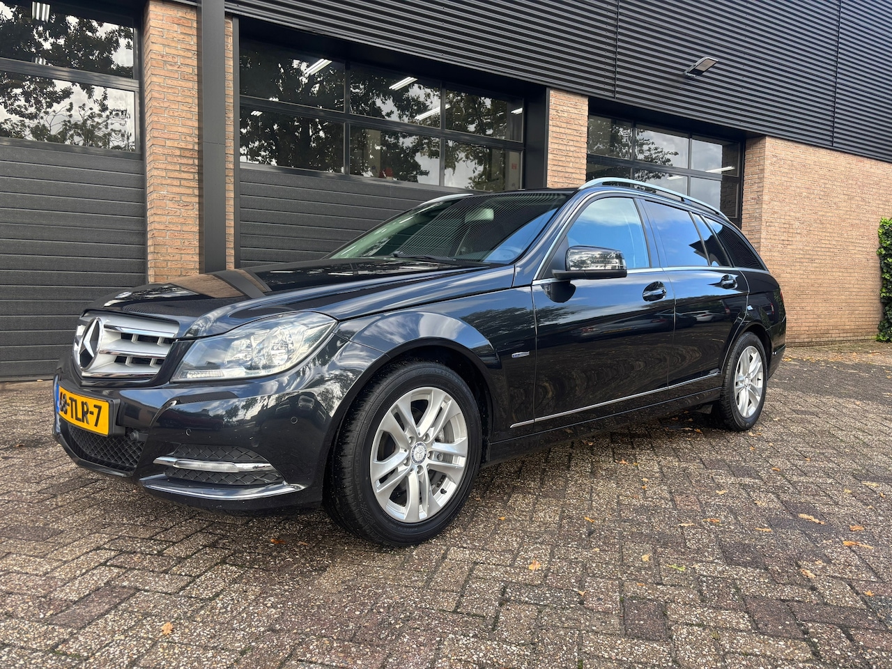Mercedes-Benz C-klasse Estate - 180 Premium Edition 180 Premium Edition - AutoWereld.nl