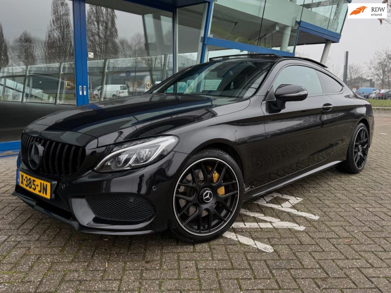 Mercedes-Benz C-klasse Coupé - 250 Premium Plus AMG|Panoramadak|Cruise|HUD|63 LOOK|Camera|PDC|(9G tronic| - AutoWereld.nl