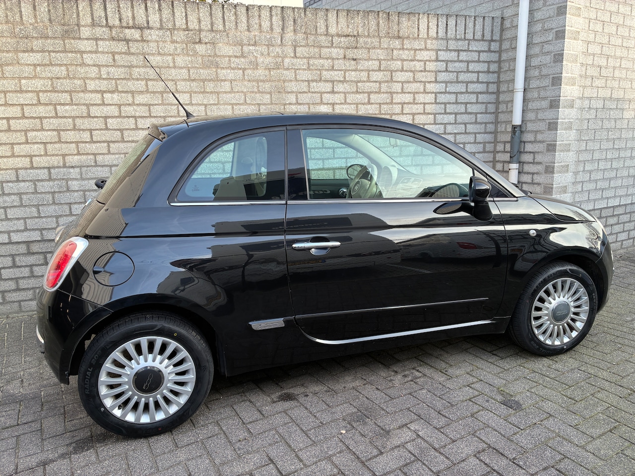 Fiat 500 - 1.2 Lounge Airco, Nieuwe Banden en Distributiekit!!