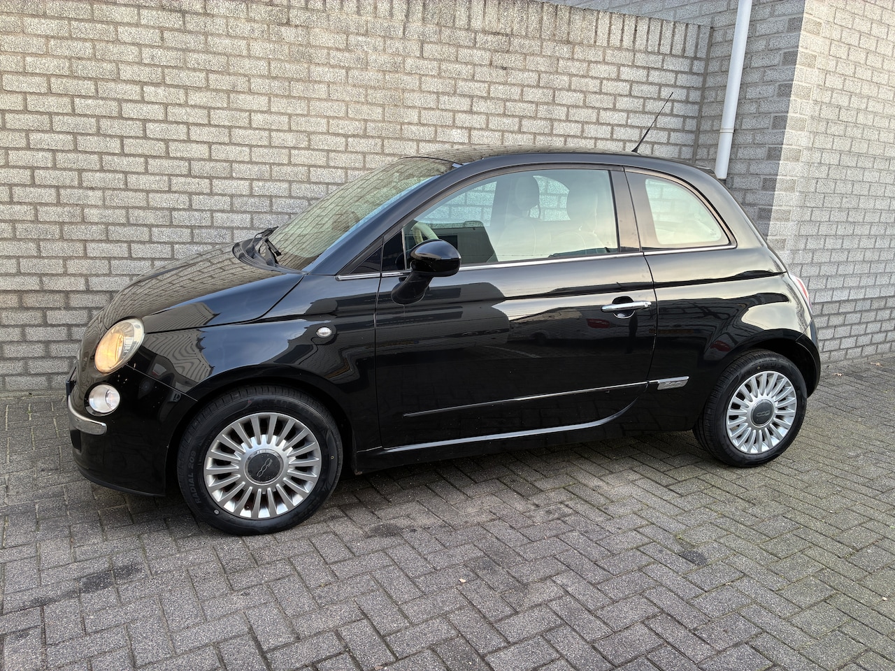 Fiat 500 - 1.2 Lounge Airco, Nieuwe Banden en Distributiekit!!