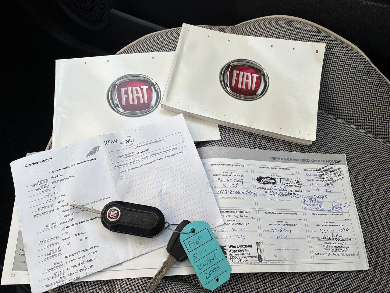 Fiat 500 - 1.2 Lounge Airco, Nieuwe Banden en Distributiekit!!