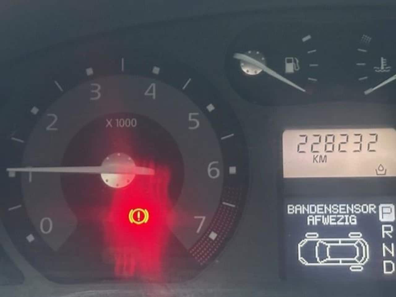 Renault Laguna - 2.0-16V Business 2.0-16V Business - AutoWereld.nl