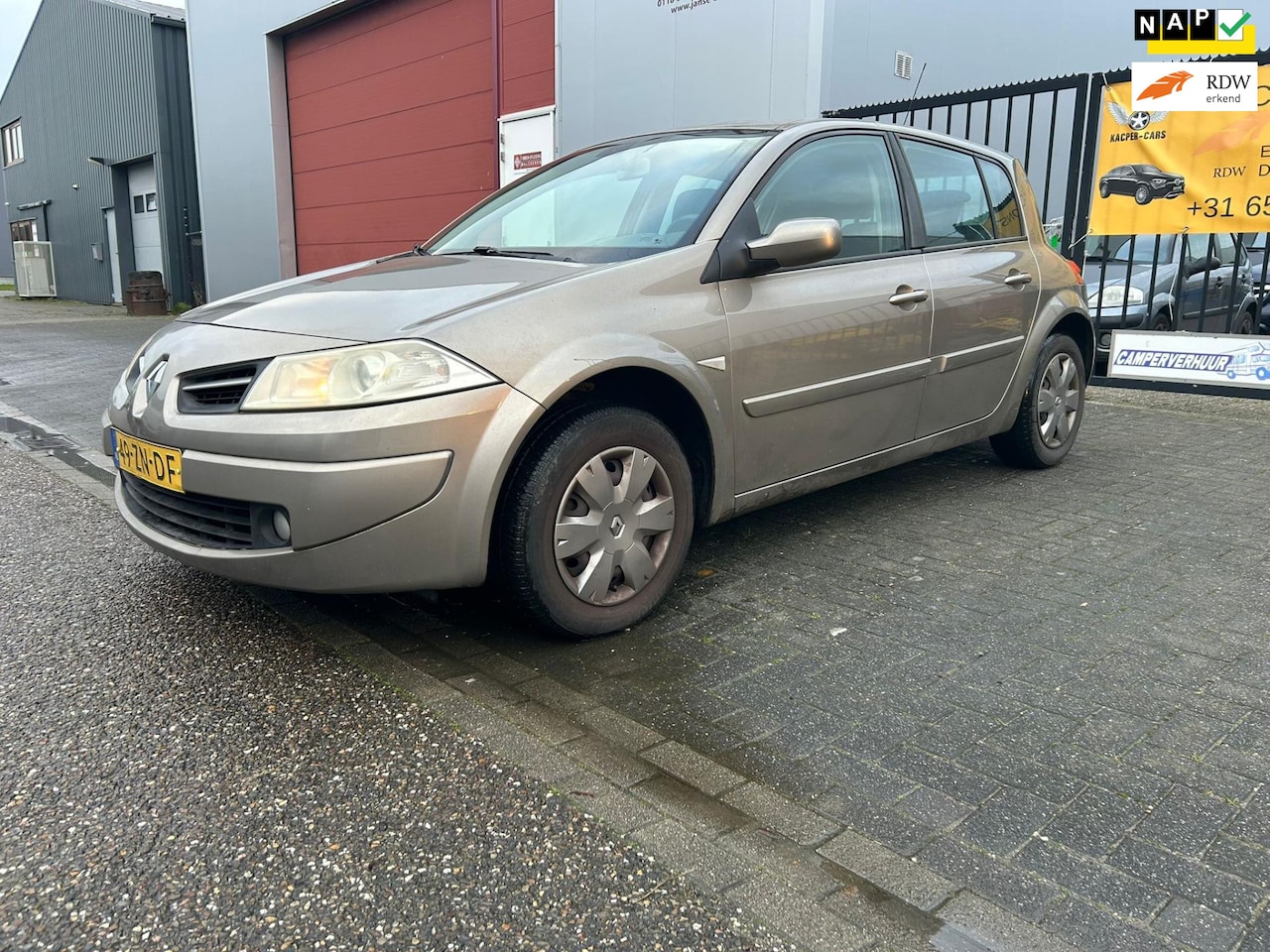 Renault Mégane - 1.6-16V Business Line VEEL VOOR WEINIG! - AutoWereld.nl