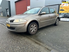 Renault Mégane - 1.6-16V Business Line VEEL VOOR WEINIG
