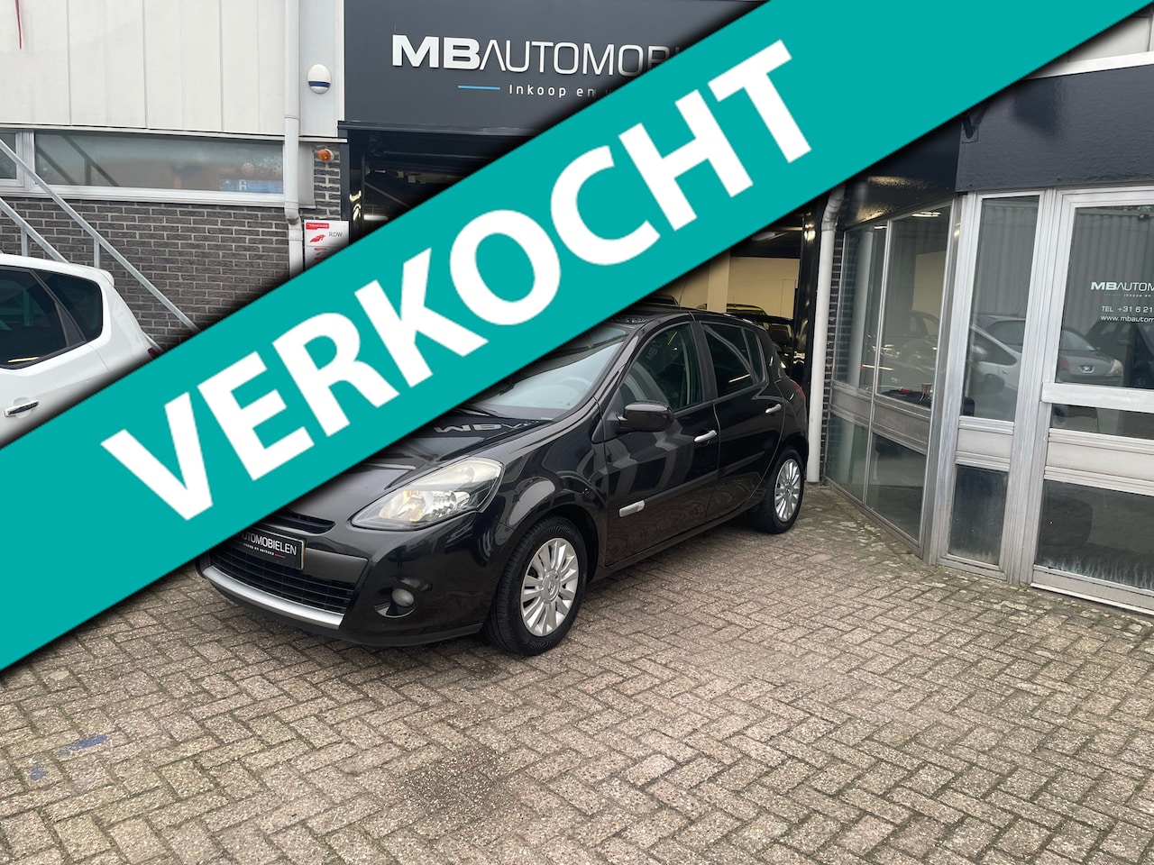 Renault Clio - 1.2 Collection-5DRS/Airco/Lichte Schade/Nap/Zwart!! - AutoWereld.nl
