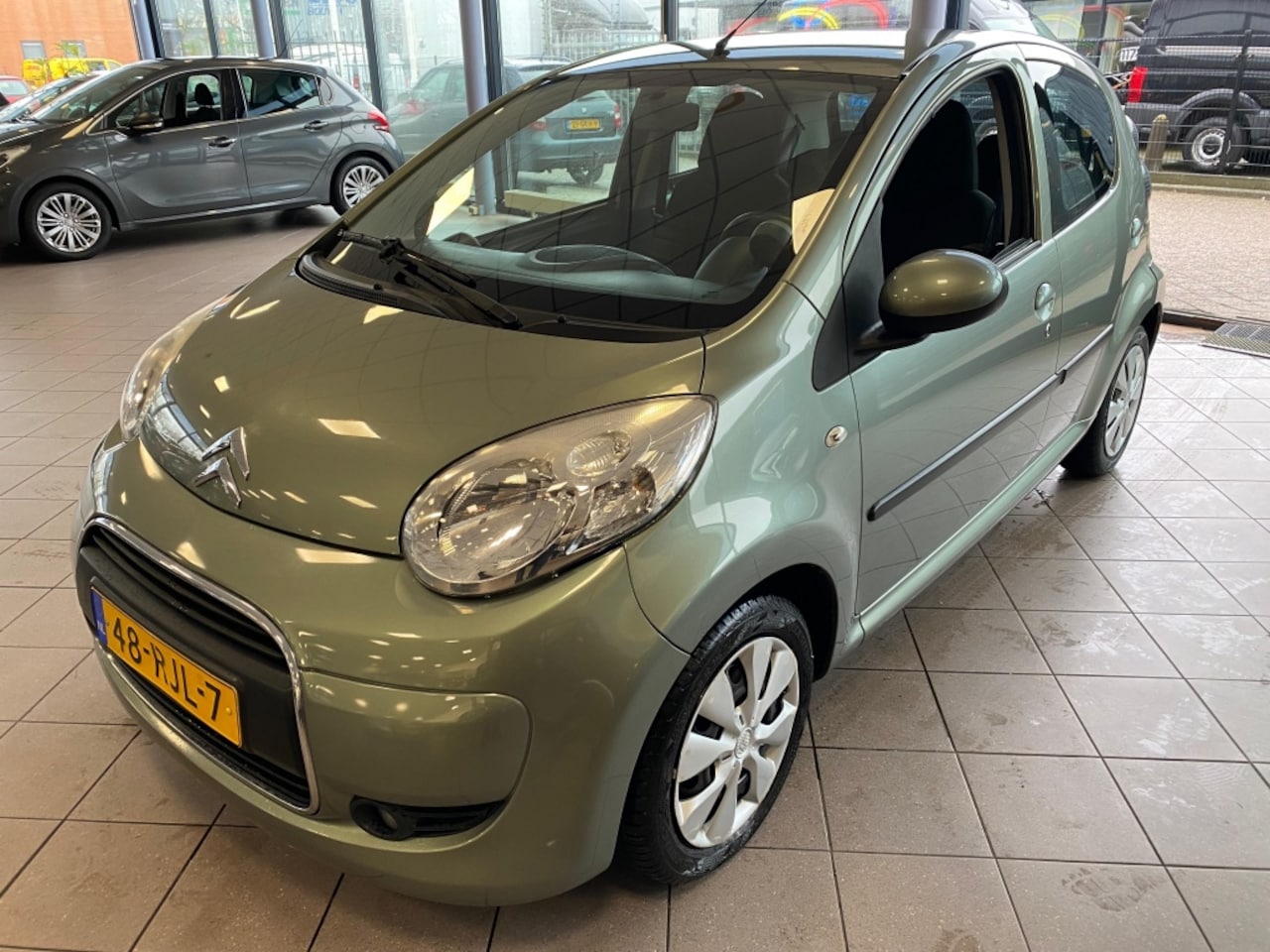 Citroën C1 - 1.0-12V Ambiance AIRCO NW KOPPELING NW APK BJ 2011 !!! - AutoWereld.nl
