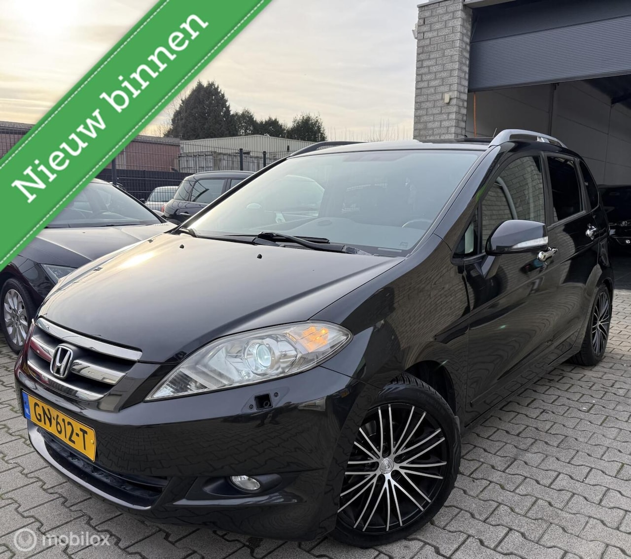 Honda FR-V - 1.8i Comfort / Automaat / BJ 2008 /Dealer onderh! - AutoWereld.nl