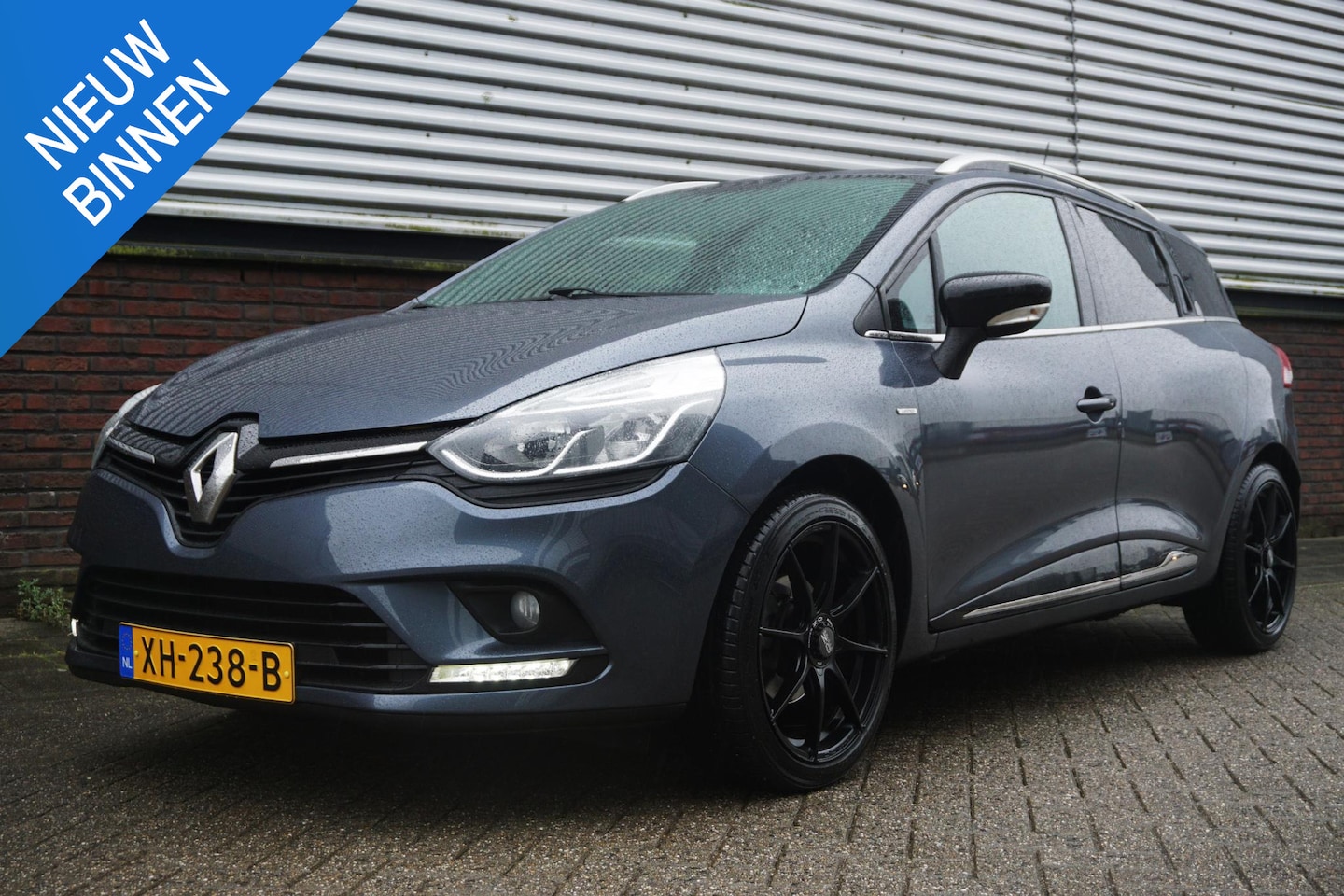 Renault Clio Estate - 0.9 TCe Limited/Dealeronderhouden/17Inch.LMV/ Trekhaak. - AutoWereld.nl
