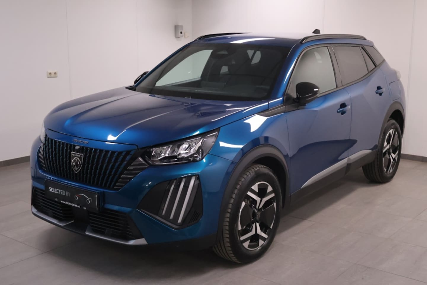 Peugeot 2008 - 1.2 Hybride 145 Allure | 360 Camera | Luxe - AutoWereld.nl
