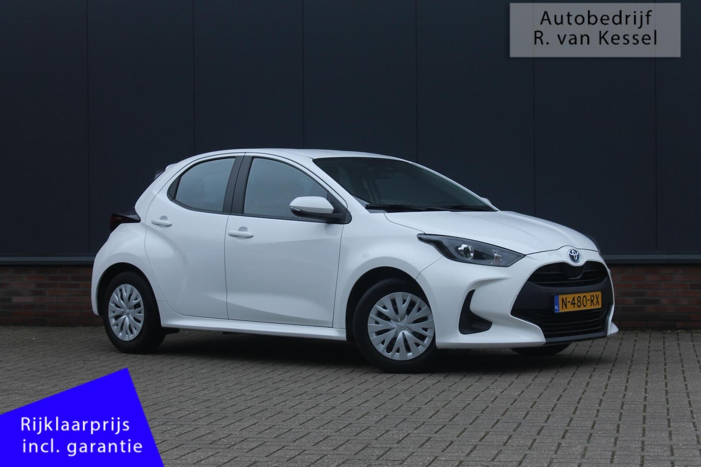 Toyota Yaris - 1.5 Hybrid Active I ACC I Carplay I 1e Eig. I NL-auto - AutoWereld.nl