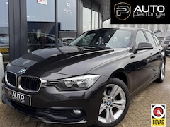 BMW 3-serie Touring - 318i | Navigatie | Climate Control | Elektrische Achterklep | Cruise Control | Parkeersens