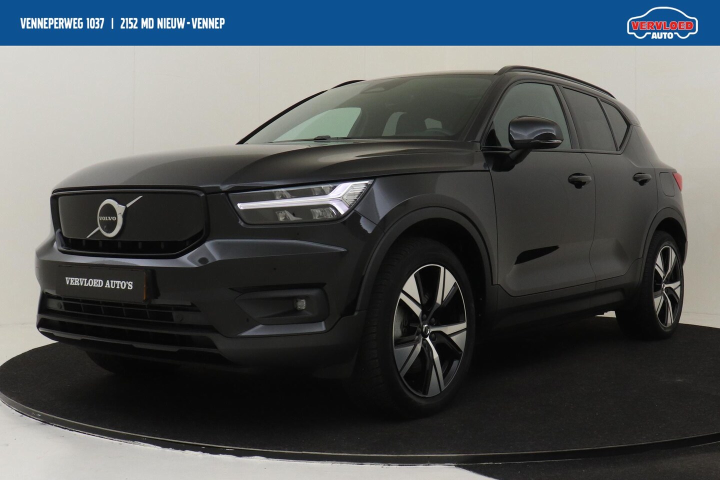Volvo XC40 - RECHARGE P8 AWD R-DESIGN -PANO.DAK|LEDER|HARMAN/KARDON|WARMTEPOMP|360°CAM|PRIVACY.GLAS - AutoWereld.nl
