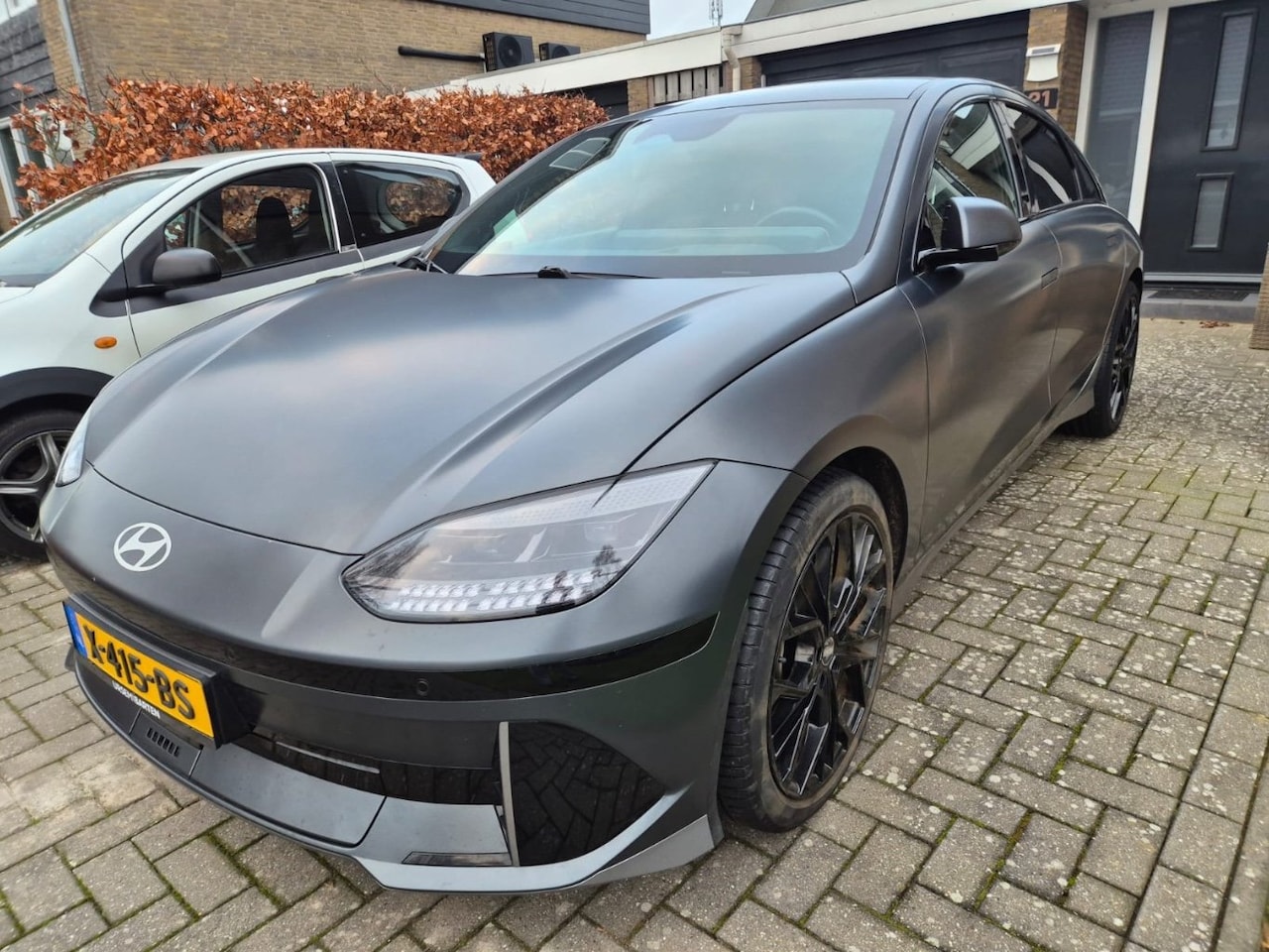 Hyundai IONIQ 6 - Connect 53 kWh WLTP 429km | Camera | Carplay | Head-up display | Adaptive cruise controle - AutoWereld.nl