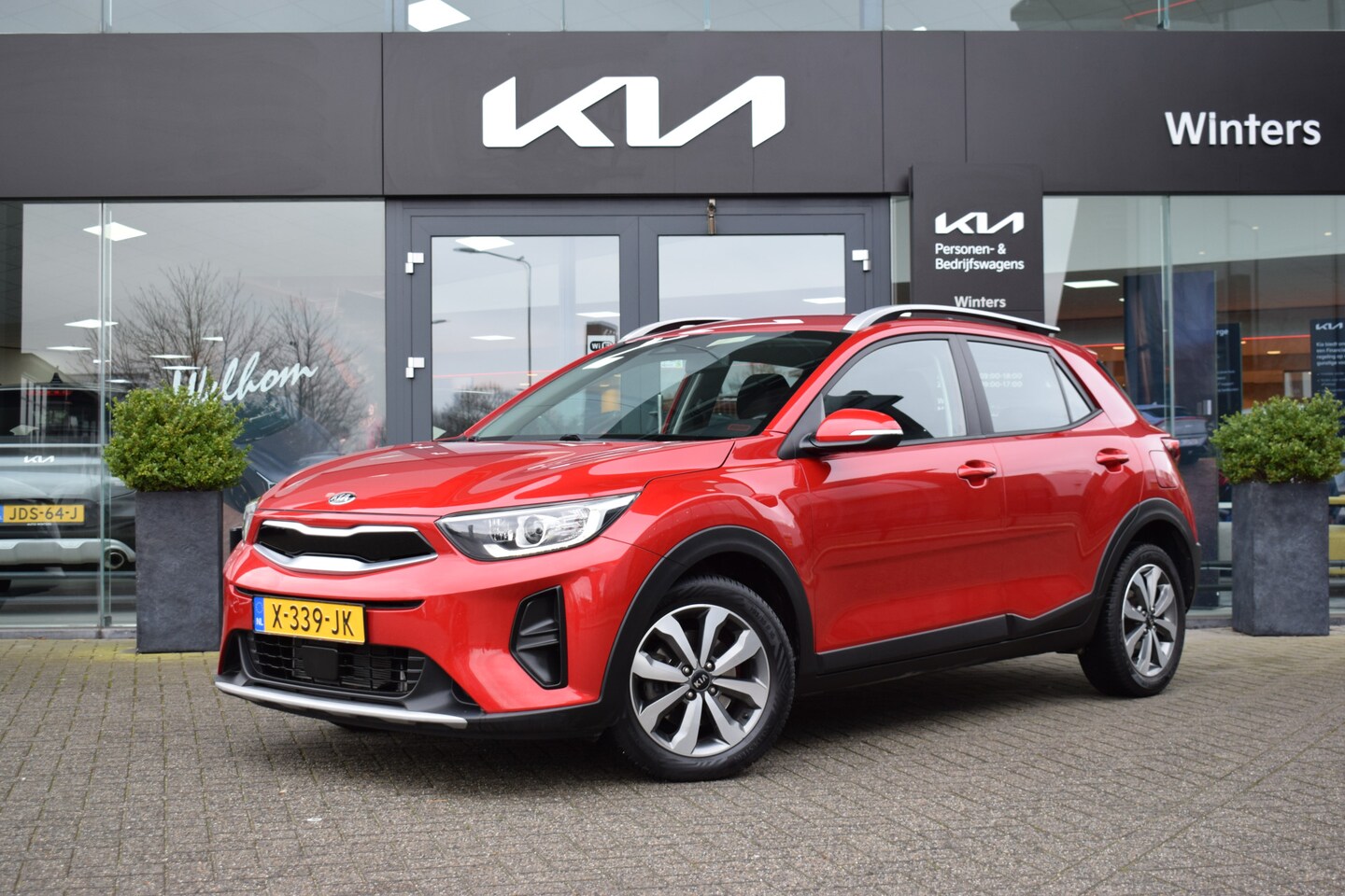 Kia Stonic - 1.0 T-GDI MHEV DynamicPlusLine | Automaat | Stoel + Stuurverwarming | Navigatie | Camera | - AutoWereld.nl