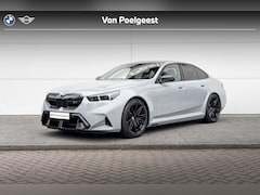 BMW M5 - Sedan