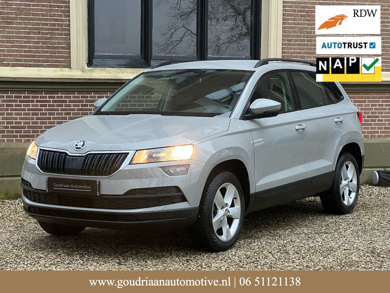 Skoda Karoq - 1.0 TSI Ambition Business NAP | Automaat | CarPlay | Sensoren | Cruise - AutoWereld.nl