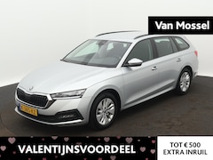 Skoda Octavia Combi - 1.0 TSI Ambition TREKHAAK | NAVIGATIE | CRUISE CONTROL | PARKEERSENSOREN | DIGITAAL DASHBO