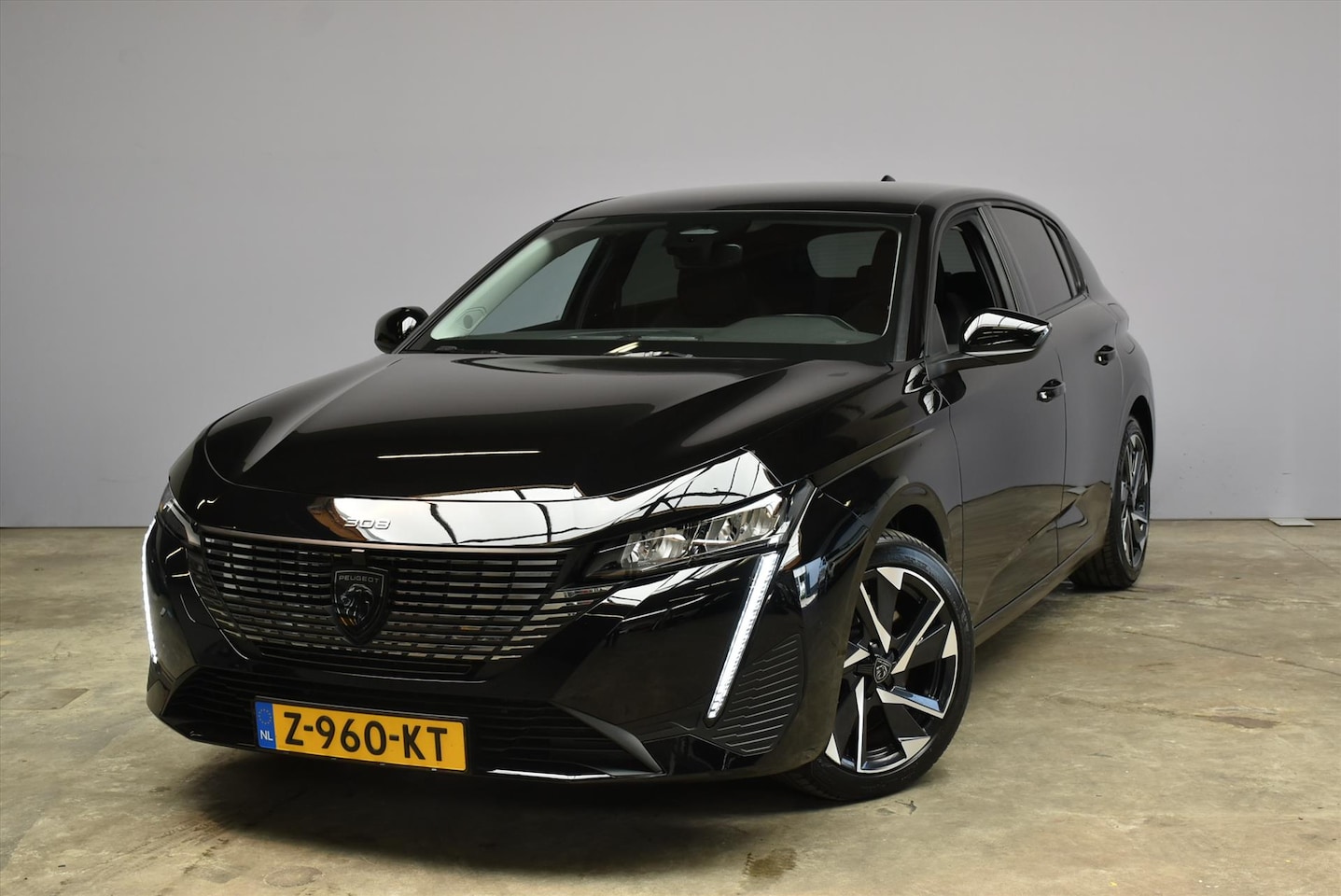 Peugeot 308 - 1.6 Plug-In Hybrid 180pk Automaat Allure I Trekhaak - AutoWereld.nl