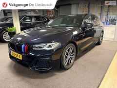 BMW 5-serie Touring - 530e xDrive High Executive M-sport / leer / pano / navi / head-up / Apple carplay