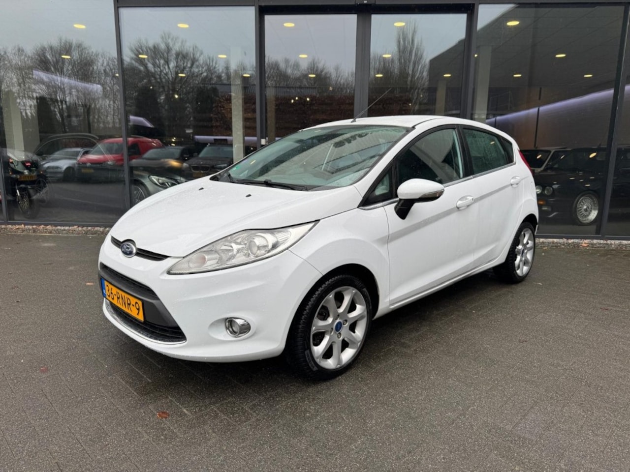 Ford Fiesta - 1.25 Titanium Sport ,Climate,Cruise,Pdc,LM Velgen,Multie Stuur - AutoWereld.nl