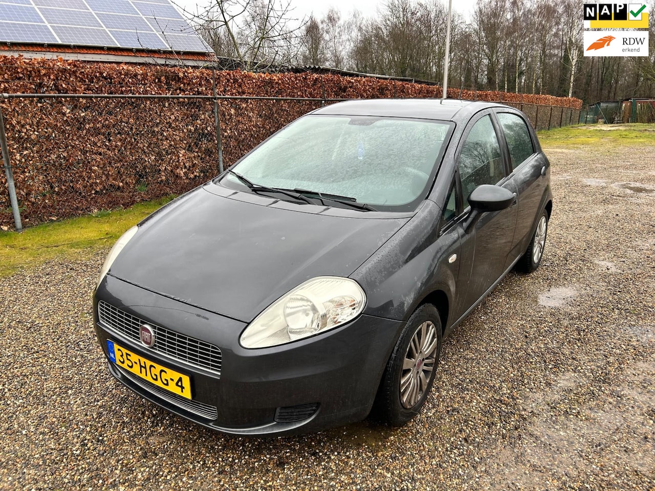 Fiat Grande Punto - 1.4 Edizione Lusso // inruilkoopje - AutoWereld.nl