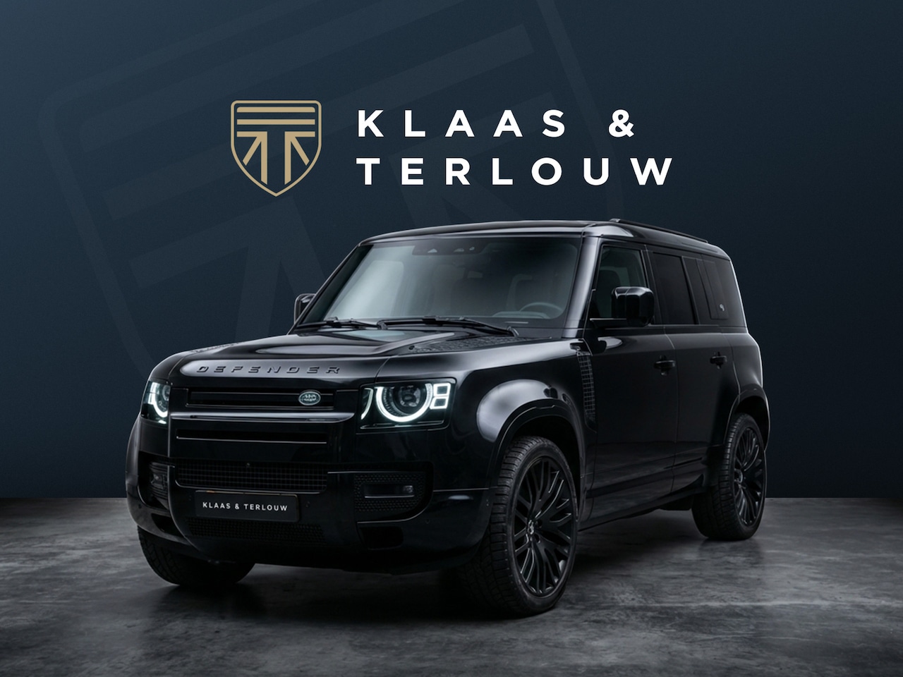 Land Rover Defender 110 - 2.0 P400e 110 HSE | Harritge | 22'' Black Crow | Sportstoelen | Tailored Leather Pack | - AutoWereld.nl