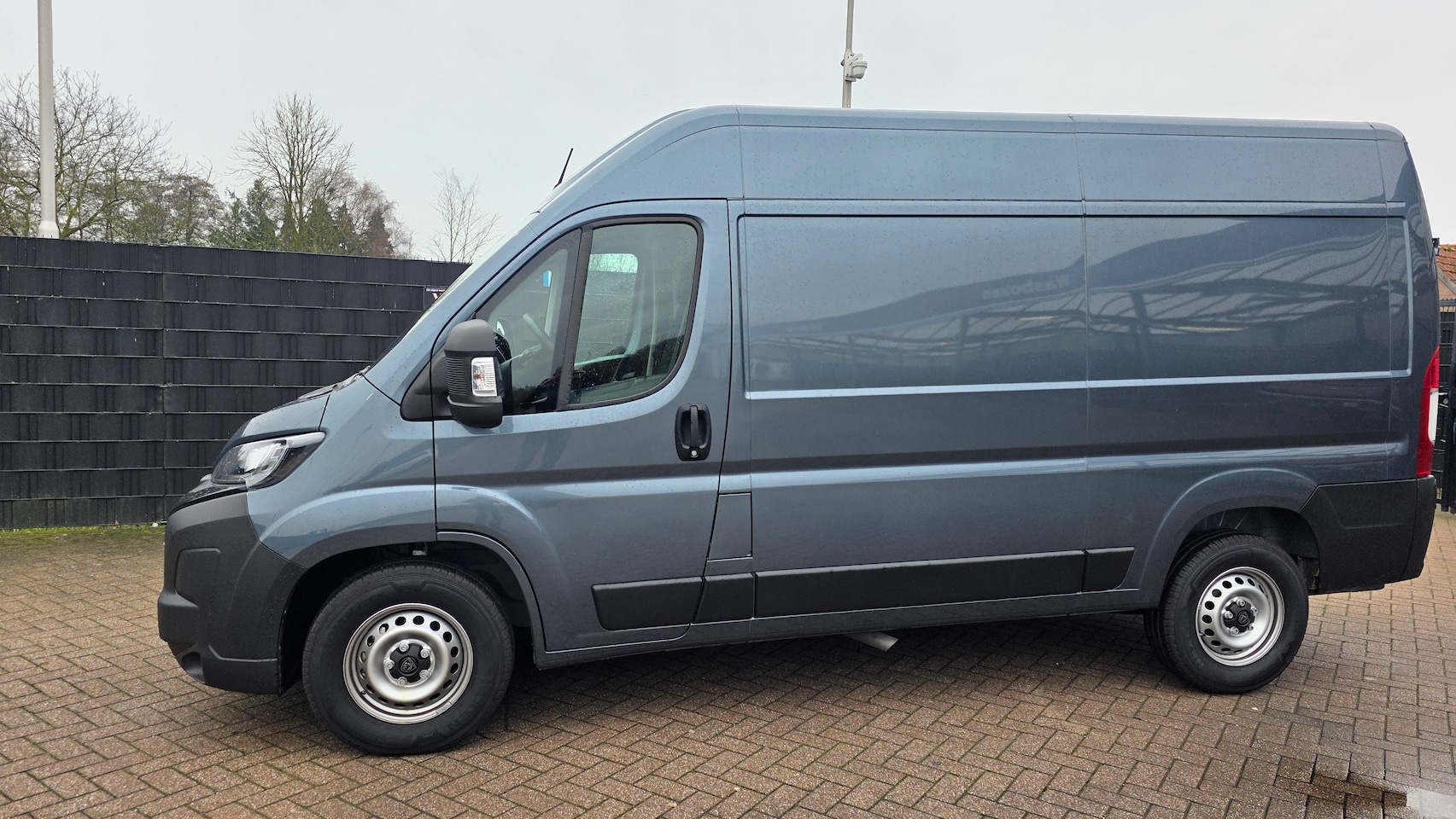 Peugeot Boxer - 2.2 BlueHDi 140 S&S L2H2 3.5t - AutoWereld.nl