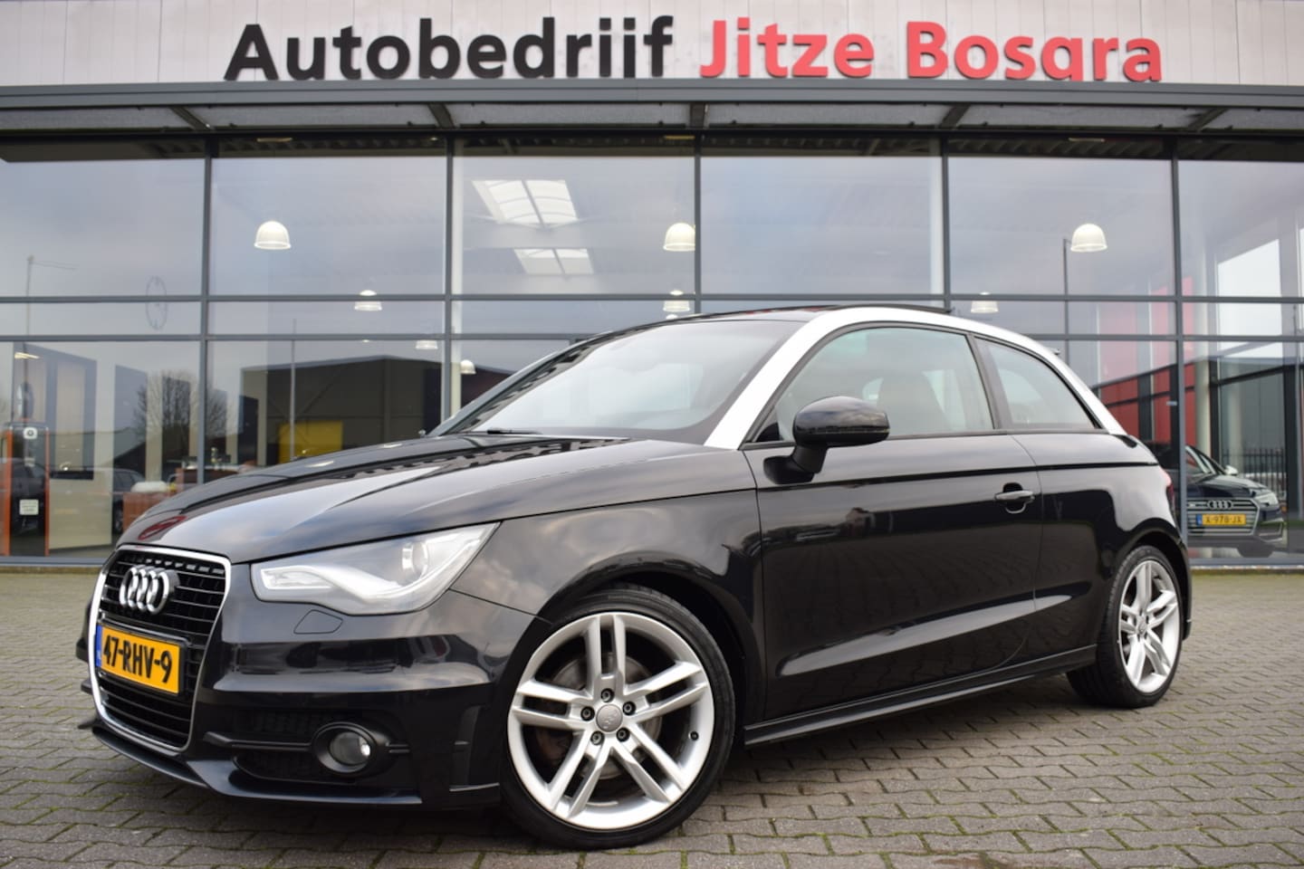 Audi A1 - 1.4 TFSi Automaat S-Line Zwart Leder | Panoramdak | Bi-Xenon | Schaalstoelen | ECC | Stoel - AutoWereld.nl