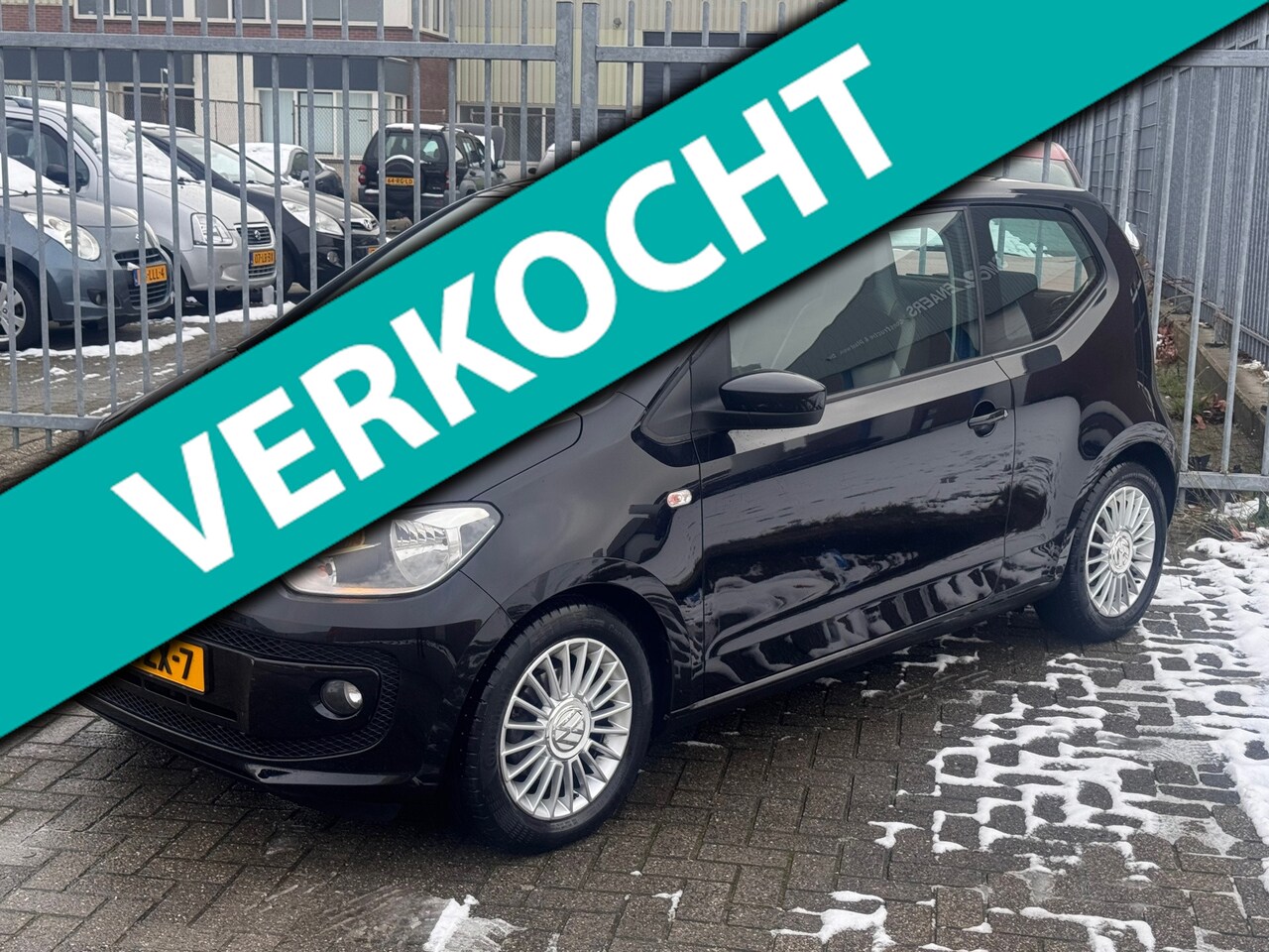 Volkswagen Up! - 1.0 high up! BlueMotion NL AUTO NAP! NAVI l AIRCO l 15'LMV l Elek pakket! TOPSTAA l DEALER - AutoWereld.nl
