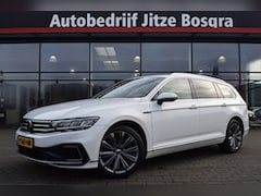 Volkswagen Passat Variant - 1.4 TSI PHEV GTE Highline Matrix LED | Leder/Alcantara | Carplay | Camera | Virtual | Full