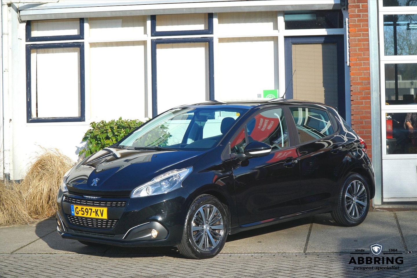 Peugeot 208 - Style climate, camera en AppleCarplay - AutoWereld.nl