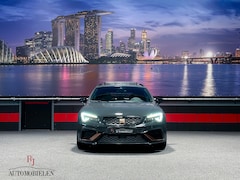 SEAT Leon ST - 2.0 TSI CUPRA R 300 Carbon Brembo Limited edition