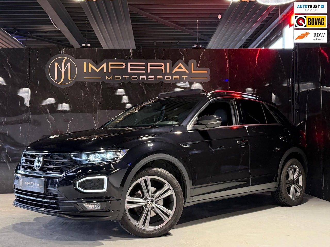 Volkswagen T-Roc - 1.5 TSI R-Line Pano|Keyl|Cam|Trekhaak - AutoWereld.nl